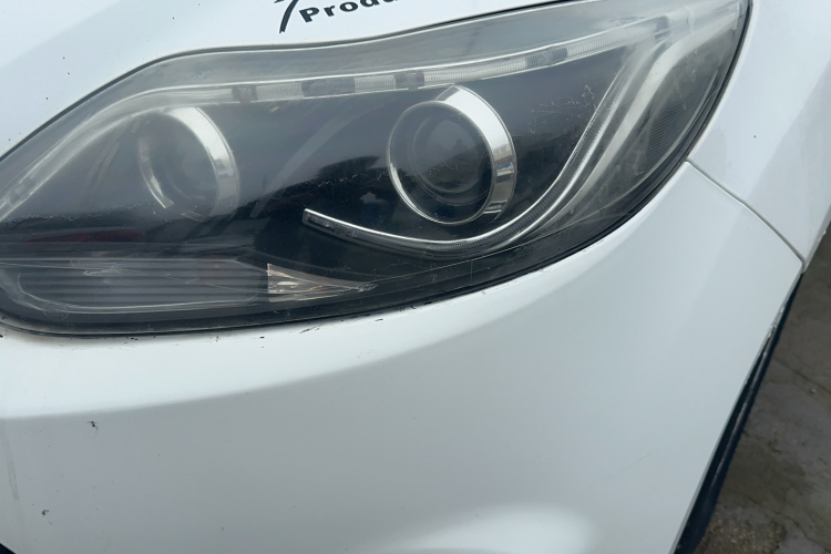 福特 福克斯 2012款 三厢 1.6L 自动舒适型局部细节36