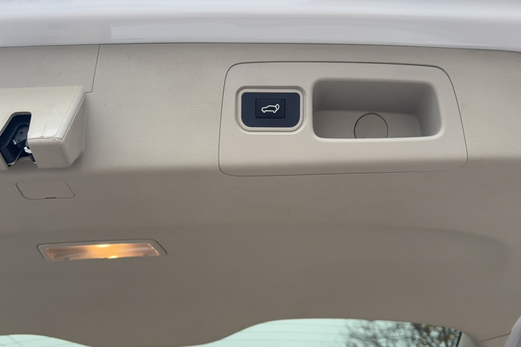 别克GL8 2018款 ES 28T 舒适型 国VI局部细节9005