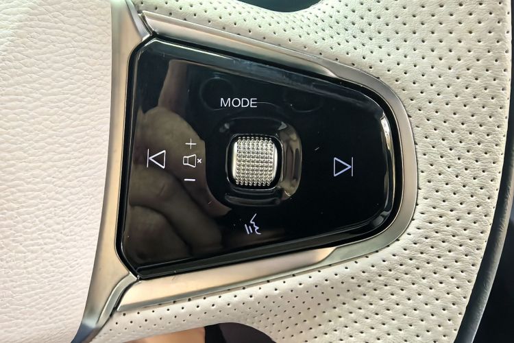 ARCFOX极狐 极狐 阿尔法T5(ARCFOX αT5) 2025款 630 神行版中控内饰7013