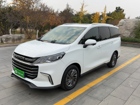 上汽大通MAXUS 大通G50 2020款 1.5T 自动豪华版