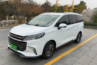 上汽大通MAXUS 大通G50 2020款 1.5T 自动豪华版