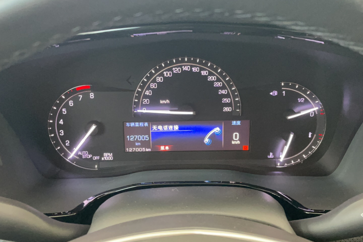 凯迪拉克XT5 2016款 28T 四驱豪华型中控内饰15