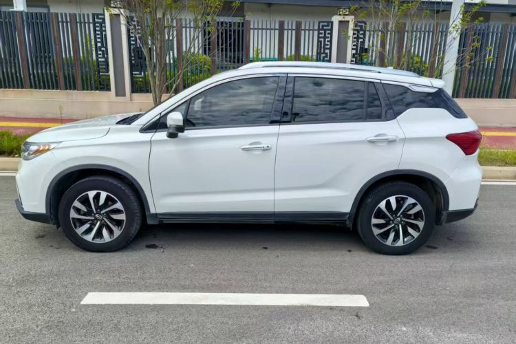 广汽传祺 传祺GS4 2018款 235T 自动两驱精英百万纪念版车身外观6005