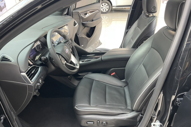 别克 昂科旗 2022款 652T 四驱尊享旗舰型 6座中控内饰7003