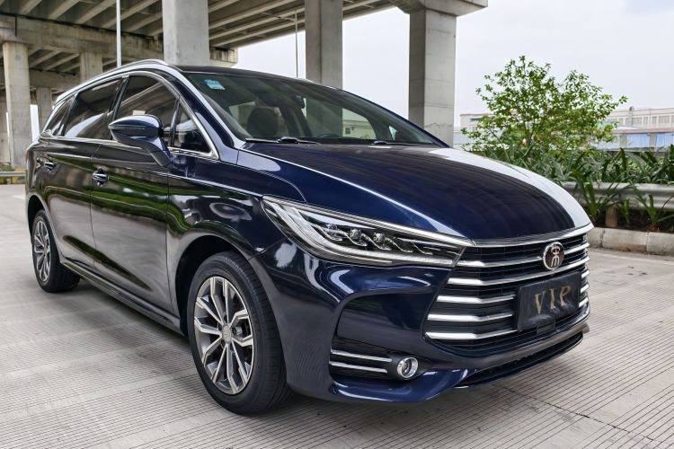 比亚迪 宋MAX 2019款 1.5T 自动智联睿逸天窗型 7座 国VI车身外观6002