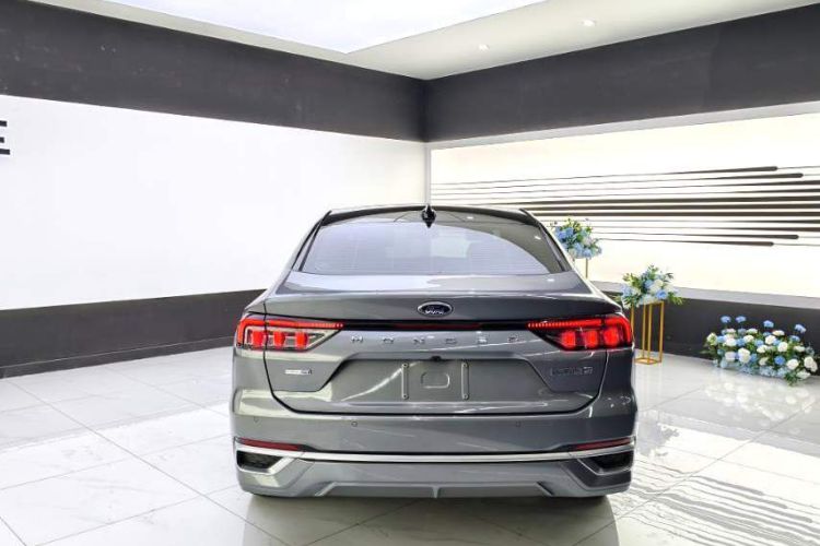 福特 蒙迪欧 2022款 改款 EcoBoost 245 至尊型车身外观6003