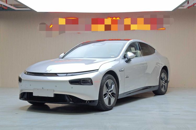 小鹏P7 2023款 P7i 702 Max车身外观1