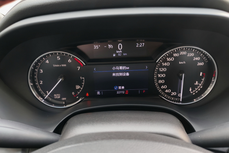 凯迪拉克CT4 2022款 28T 豪华型中控内饰15