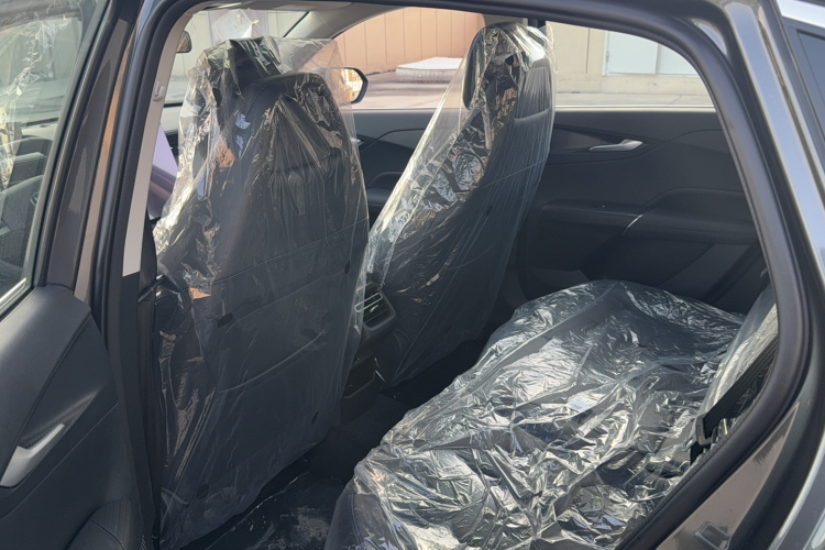 长安 逸动 2025款 蓝鲸 1.5T 500Bar尊贵型中控内饰7002