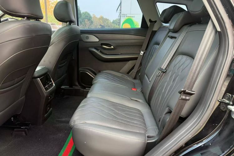 捷途X90 PRO 2024款 2.0T DCT豪华版 7座中控内饰7002