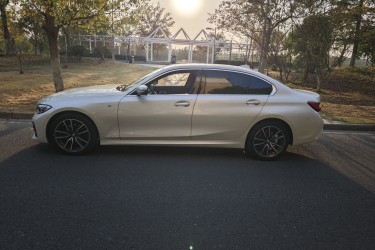 宝马3系 2021款 改款二 320Li M运动套装车身外观6004