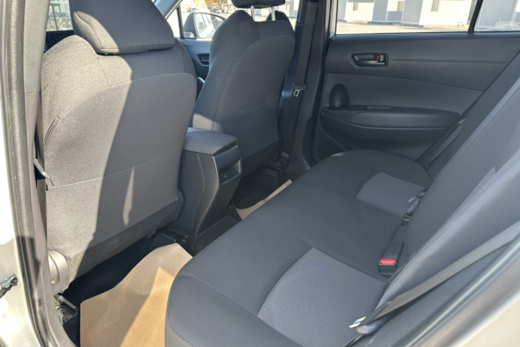 丰田 锋兰达 2022款 2.0L CVT精英版中控内饰7005