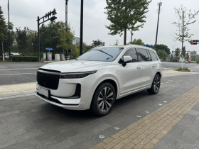 理想汽车 理想ONE 2020款 增程6座版