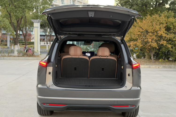 乐道L90 2025款 Max 六座版车身外观6003