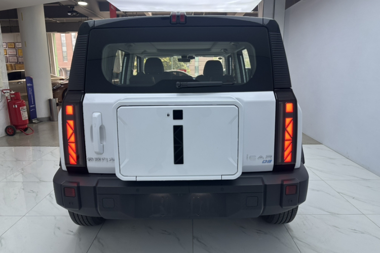 奇瑞iCAR 03 2024款 501km 两驱长续航智潮版车身外观6001