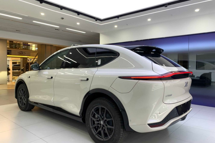 智己汽车 智己LS7 2024款 90kWh Max Elite后驱版车身外观6003