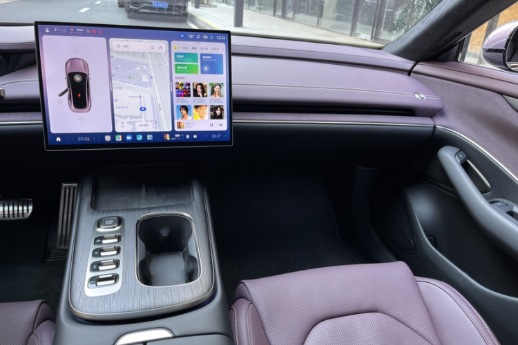 小米汽车 小米SU7 2024款 四驱超长续航高阶智驾Max版中控内饰7002