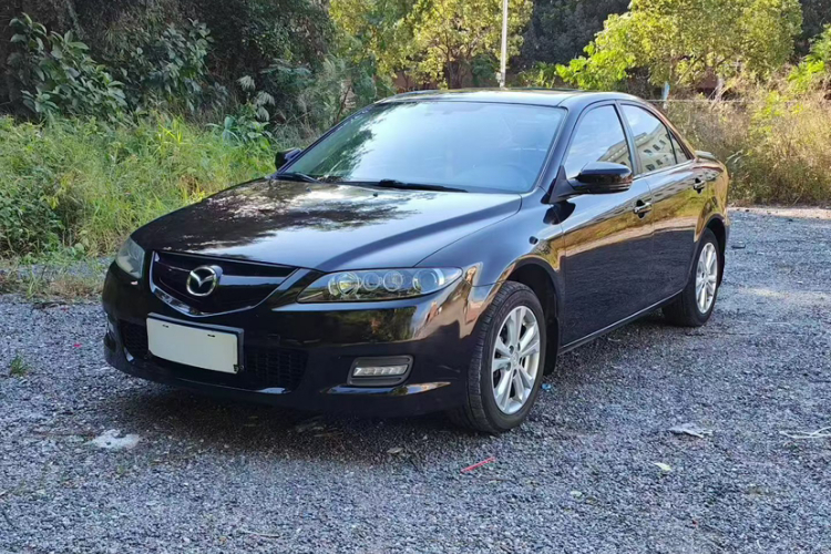 马自达6 2015款 2.0L 自动时尚型车身外观6004