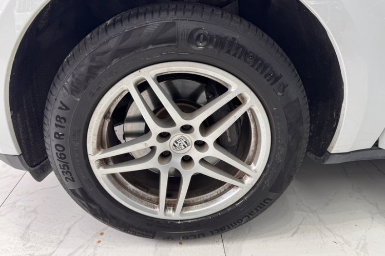 保时捷 2017款  Macan 2.0T车身外观6008