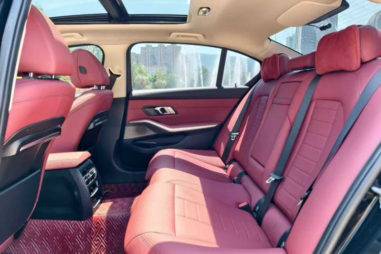 宝马3系 2021款 改款 320Li M运动套装中控内饰7001