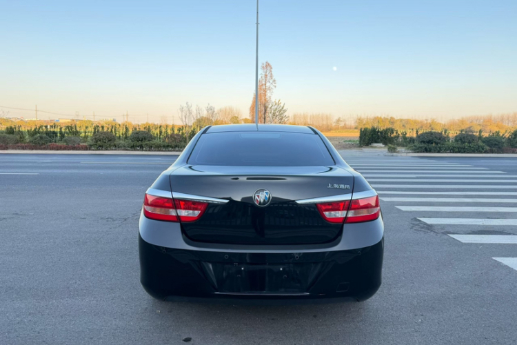 别克 英朗 2013款 GT 1.6L 自动时尚版车身外观6001