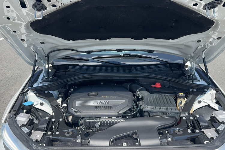 宝马1系 2020款 120i 时尚型局部细节24