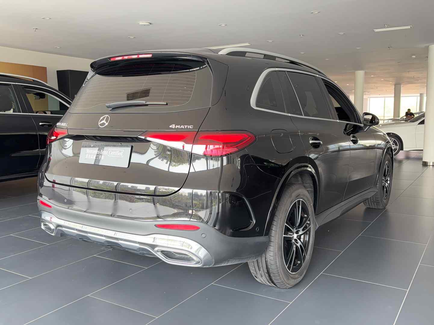 奔驰GLC 2025款 GLC 260 L 4MATIC 豪华型(4)