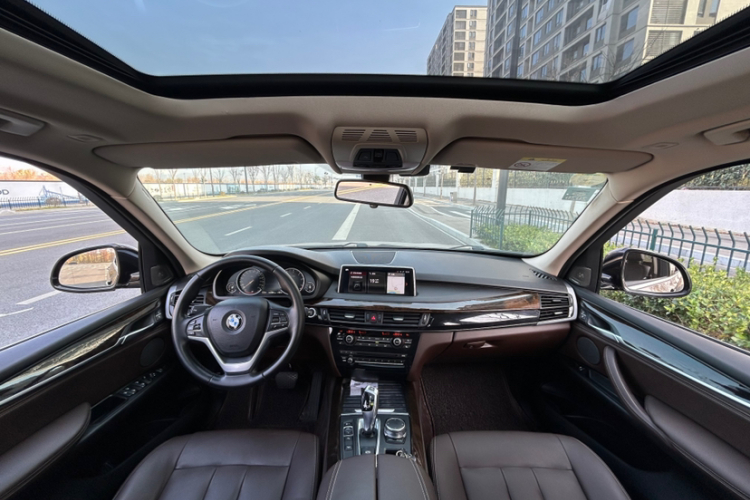 宝马X5(进口) 2018款 xDrive28i中控内饰7011