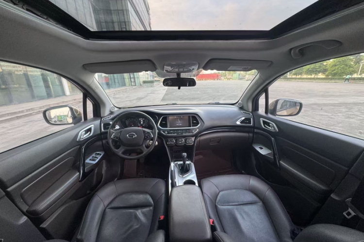 广汽传祺 传祺GS4 2015款 200T 手动豪华版中控内饰7003