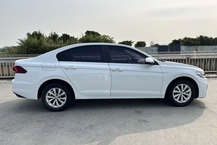 大众 宝来 2020款 1.5L 自动时尚型车身外观6007