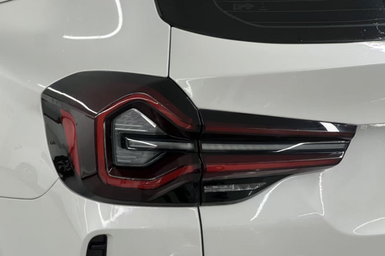 宝马X3 2022款 改款 xDrive25i M运动套装车身外观6001