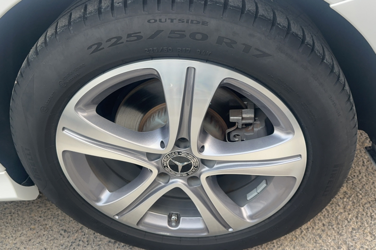 奔驰C级 2021款 C 260 L 运动版车身外观6002