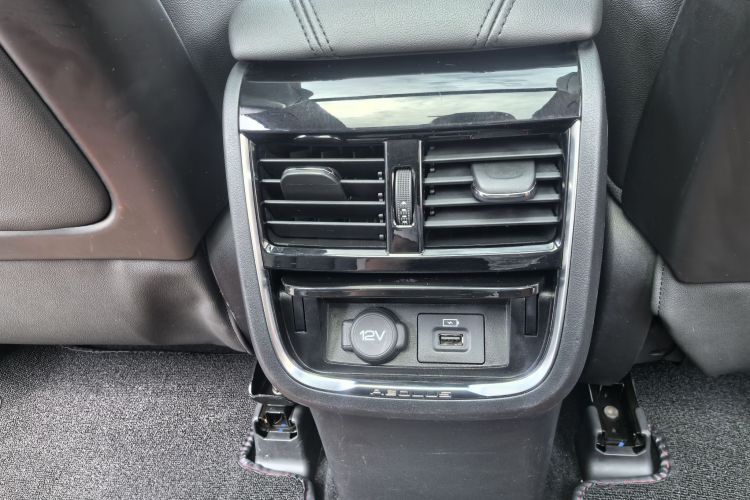 东风风神AX7 2019款 1.6T 自动AI领航型 国V中控内饰7005