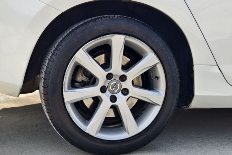 沃尔沃S60 2017款 S60L T5 智驭版车身外观6009