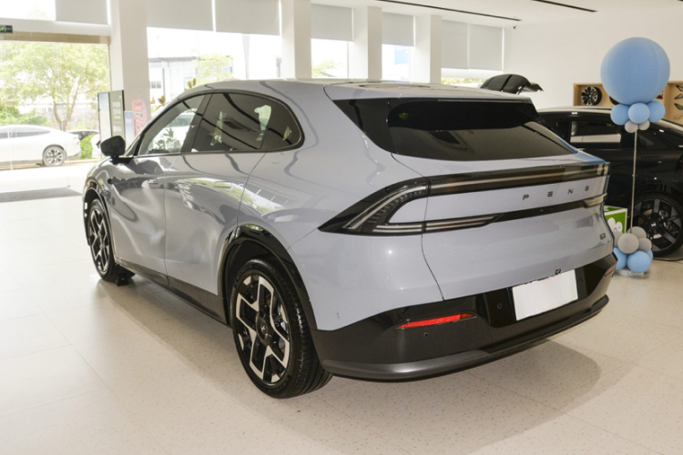 小鹏G7 2025款 702 超长续航 Max车身外观6004