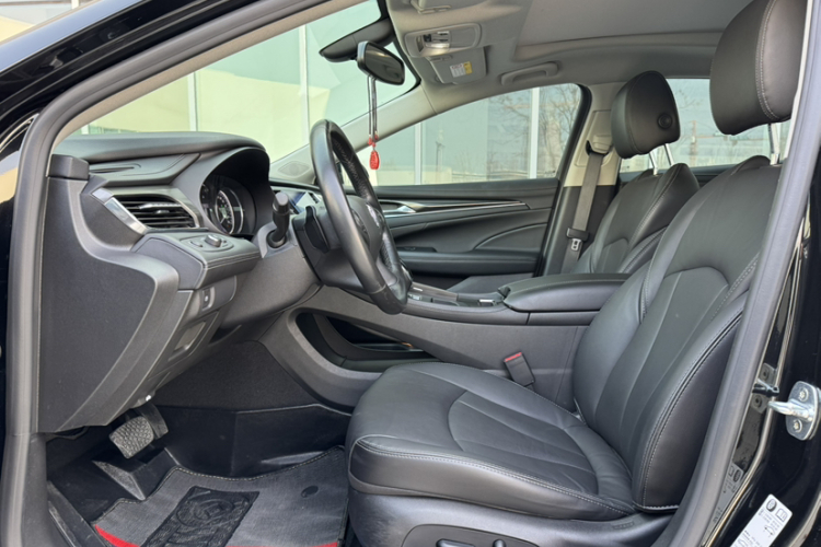 别克 君越 2022款 652T 豪华型局部细节19