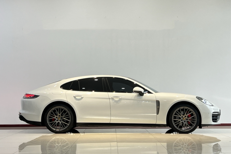 保时捷 2023款 改款 Panamera 2.9T 铂金版车身外观6003