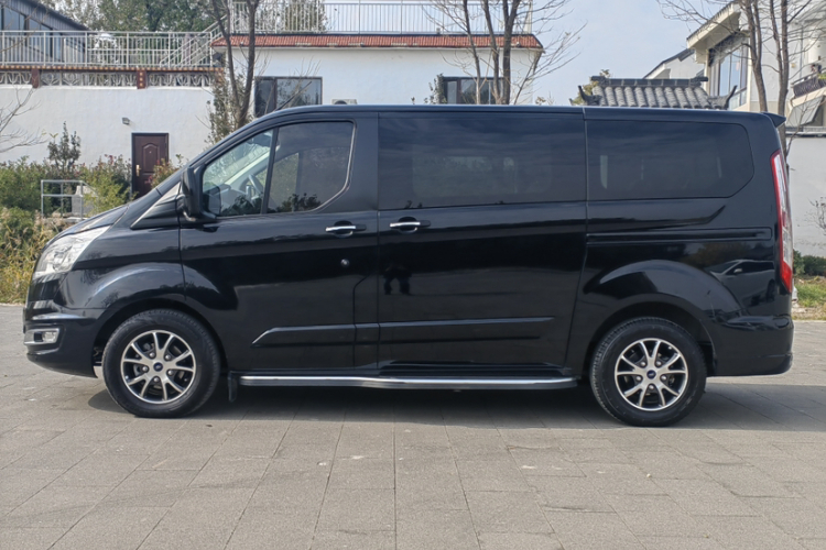 福特 途睿欧 2017款 2.0T 自动精睿版车身外观6003