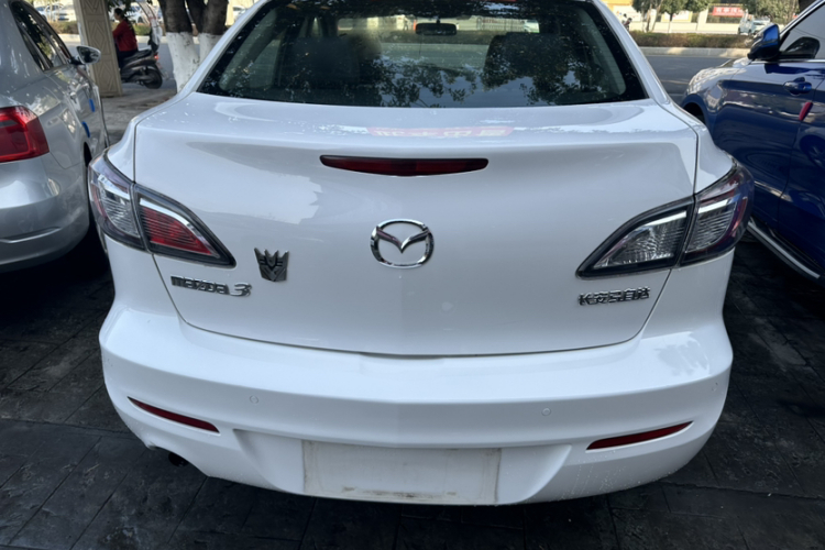 马自达3星骋 2013款 三厢 1.6L 自动精英型车身外观6004