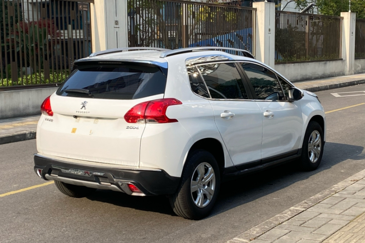 标致2008 2014款 1.6L 自动潮流版车身外观6002