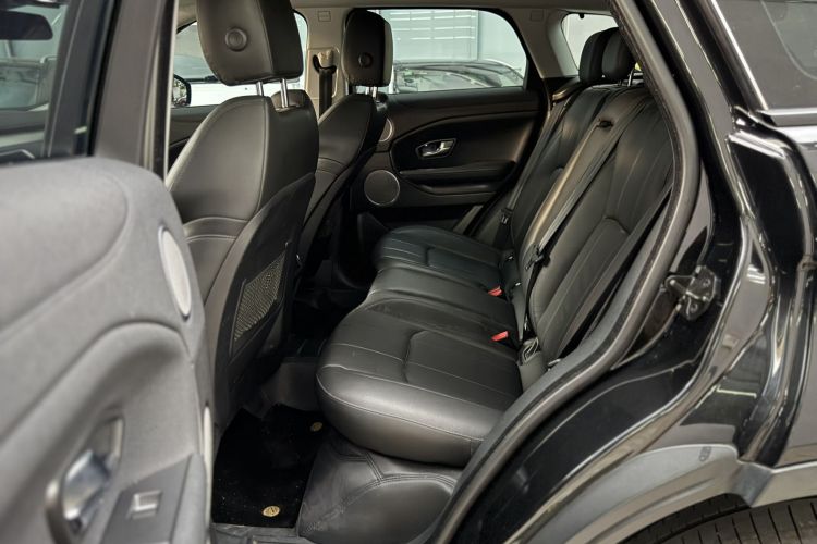 路虎 揽胜极光 2018款 240PS SE 智耀版中控内饰7004