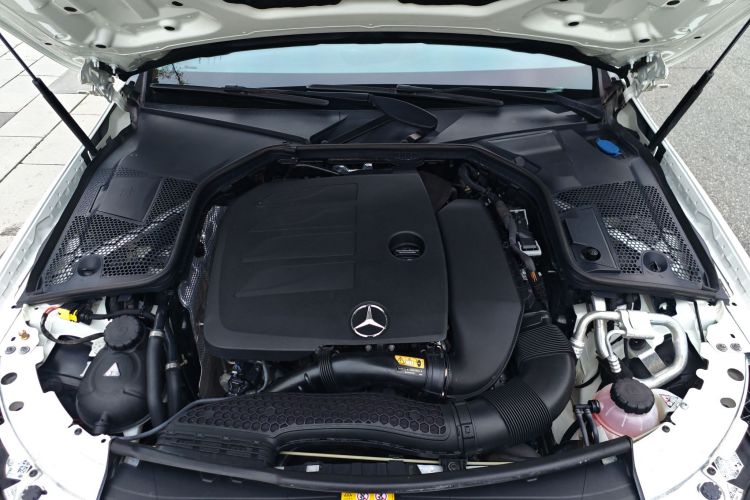 奔驰C级 2020款 改款 C 260 L 运动版局部细节24