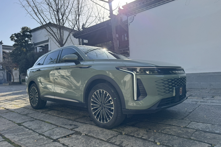 星途瑶光 2023款 400T 两驱优享版车身外观6004