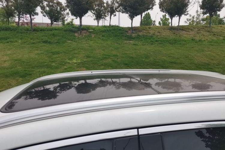 比亚迪 唐 2018款 2.0T 自动智联尊荣型 7座 国V局部细节9002