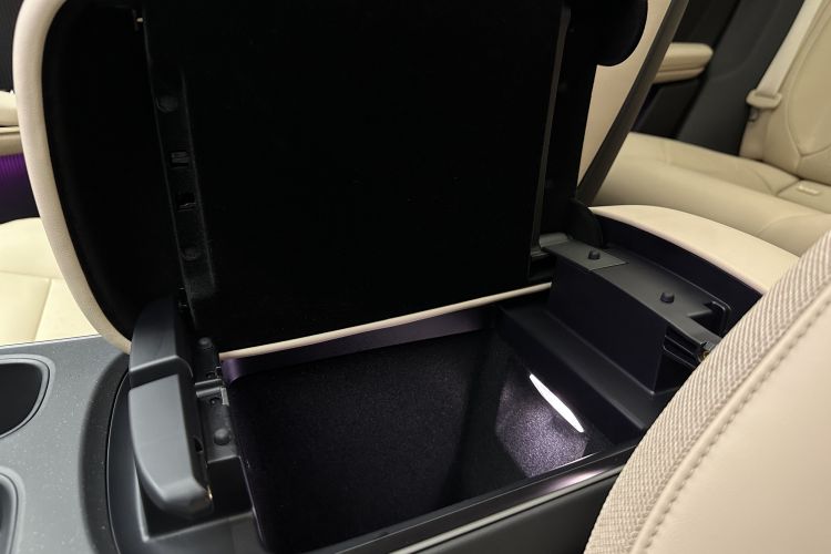 蔚来ET5 2022款 75kWh局部细节9007