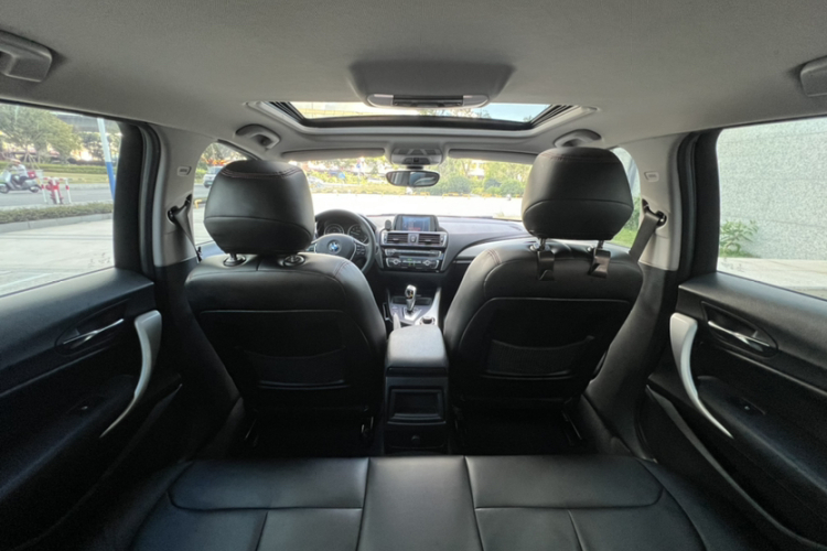 宝马1系(进口) 2016款 118i 领先型局部细节57