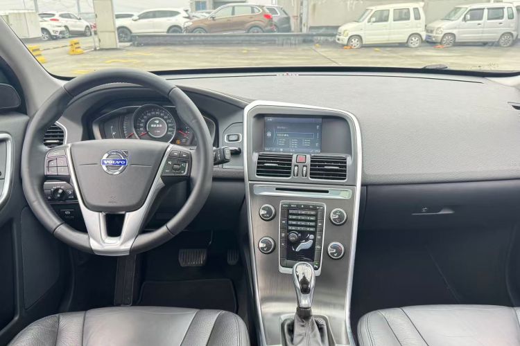 沃尔沃XC60(进口) 2014款 T5 智逸版中控内饰7005