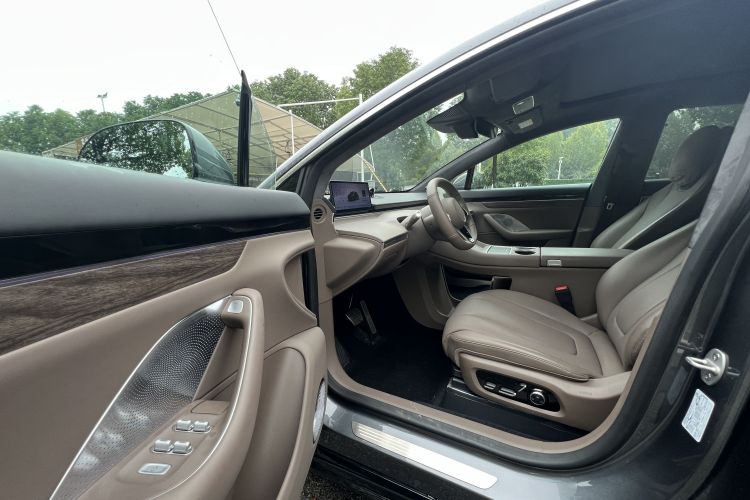 鸿蒙智行 智界R7 2025款 增程 251km Max局部细节19