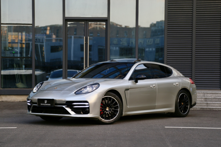 保时捷 2014款 Panamera 3.0T车身外观1