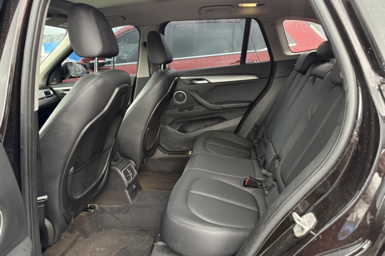 宝马X1 2018款 sDrive20Li 领先型中控内饰7003